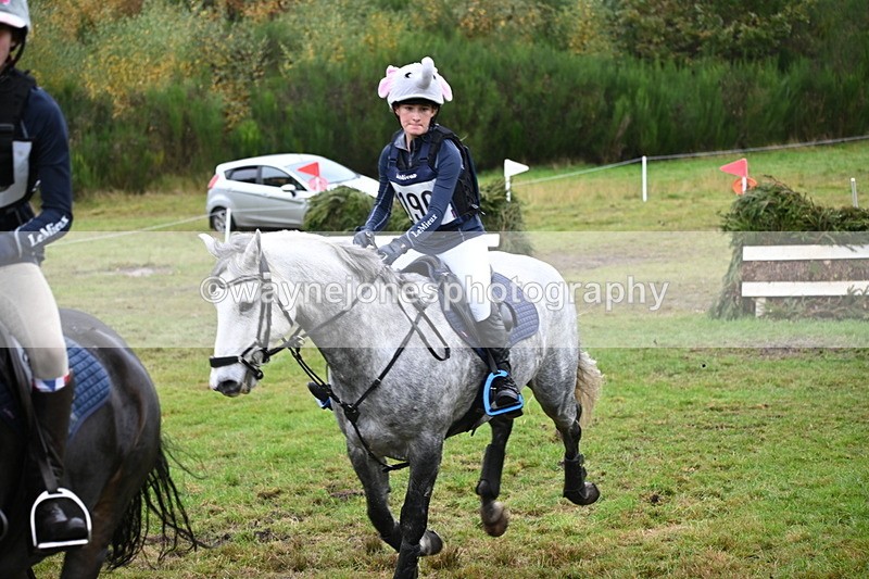 WJ6_3019 - 80cm Cam 1 Pairs Time 12:19 to 12:49