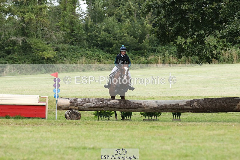 240825X-163623-37777 - 80cm XC 16.30 to 17.30