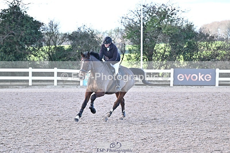 251203-131214-00644 - Cls 4 Newcomers and 1.10m Open