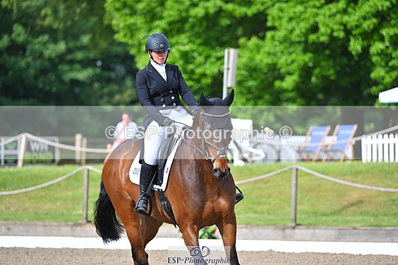 250523A-091030-05116 - C-252-Zoe.Boyles-SAM