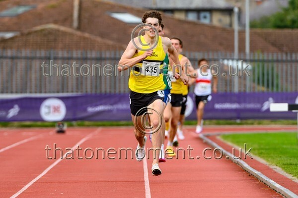 Nat26SUN-920076 - Track Male