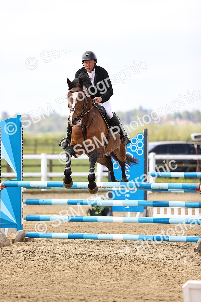 SBM_001753 - Class 10 - Senior British Discovery - 1.00m