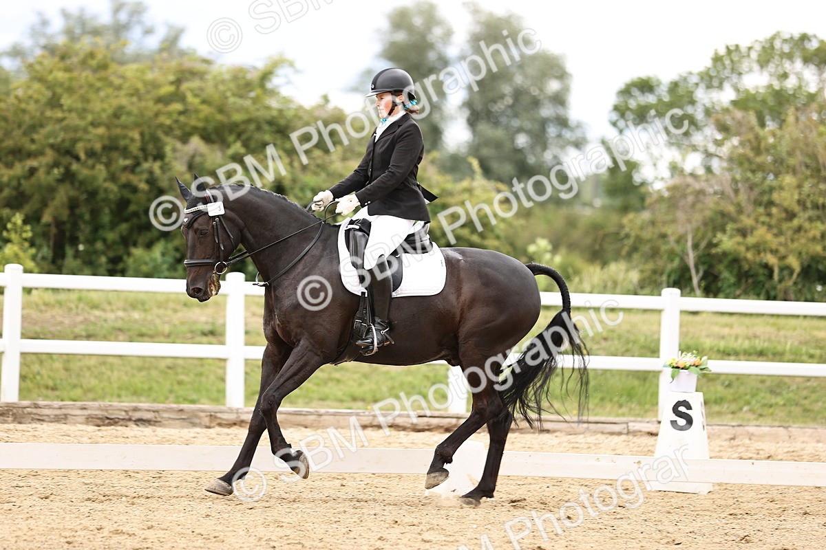 SBM_002044 - Class 2 - Novice 4 - 10.36-11.39