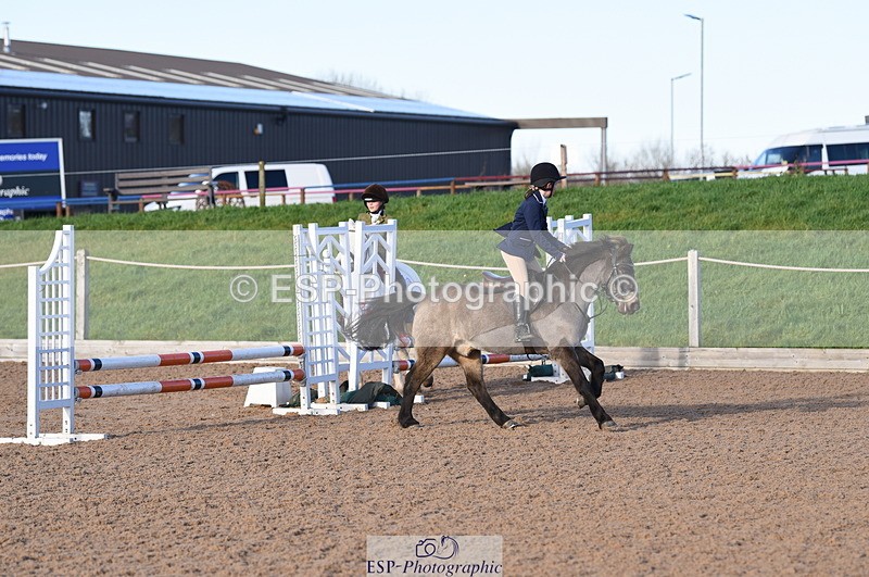 231202A-124414-01545 - Pairs