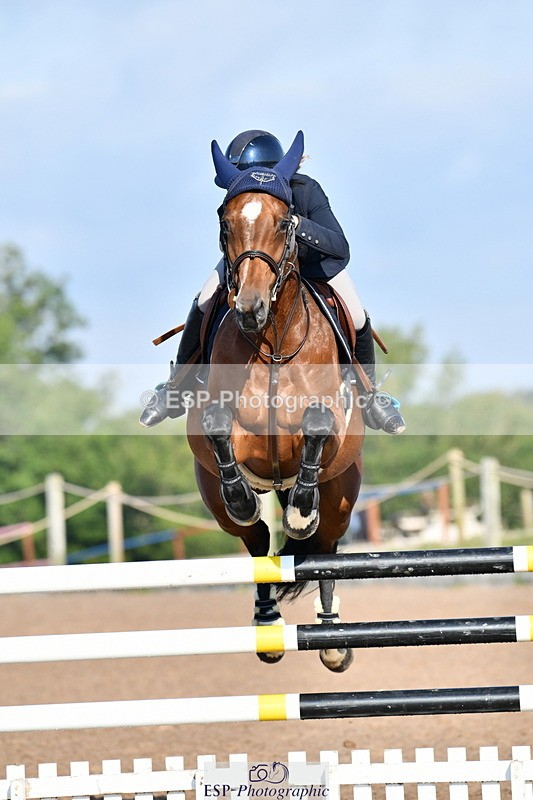 240915A-093906-08809 - Cls 25 Snr 1.20m Open