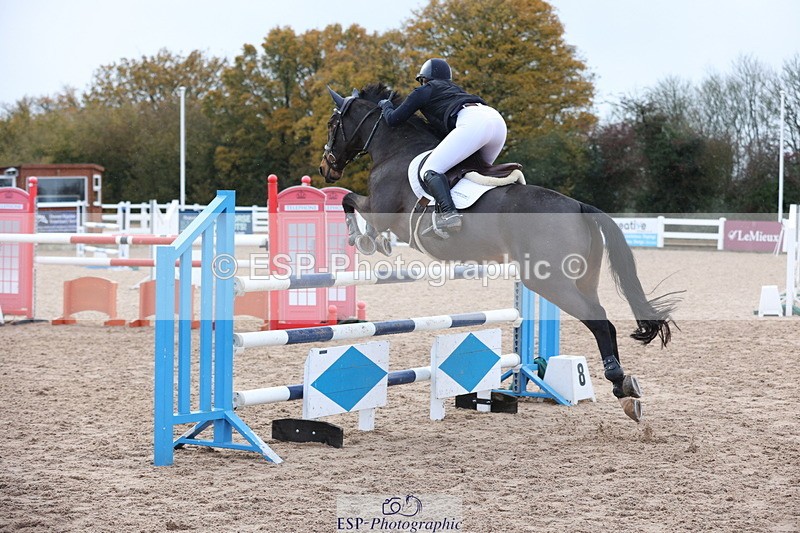 231112A-123409-04062 - Cls 19 Snr 1.05m Open