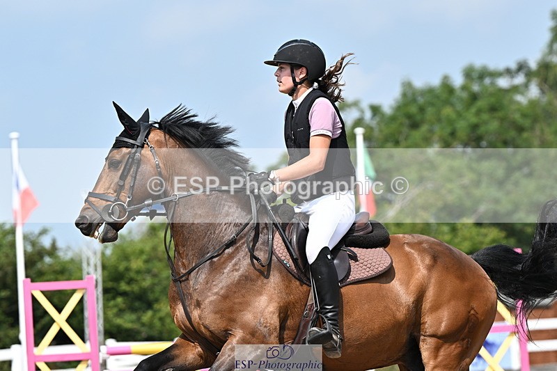 240801A-121124-00698 - Cls 10 1.05m Amateur Qualifier