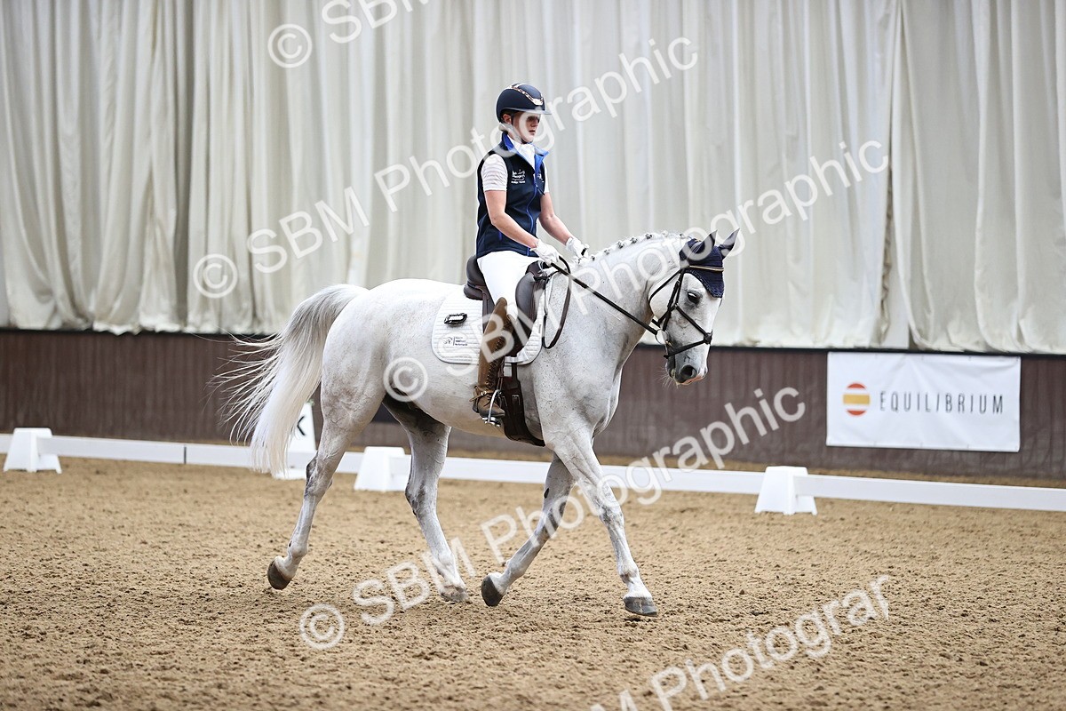 SBM_001487 - Novice 4 - 11.15-13.22