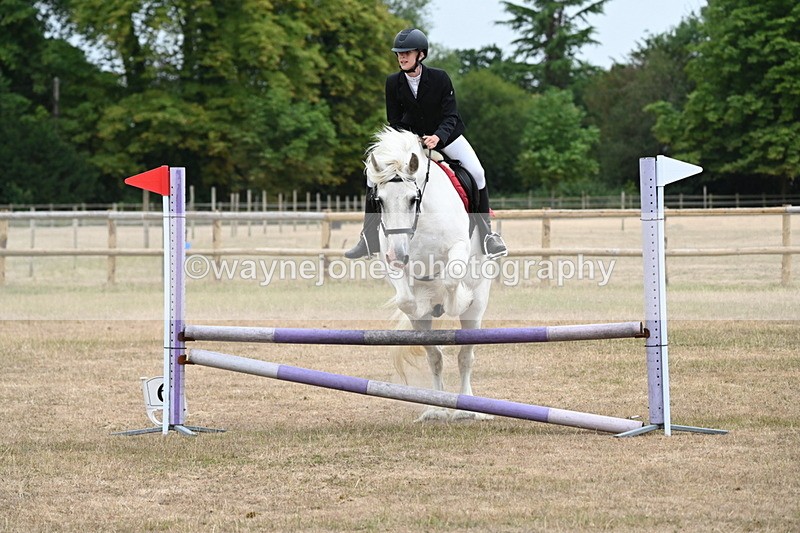 WJ6_0889 - Class 14 Intermediate Jumping 75cm