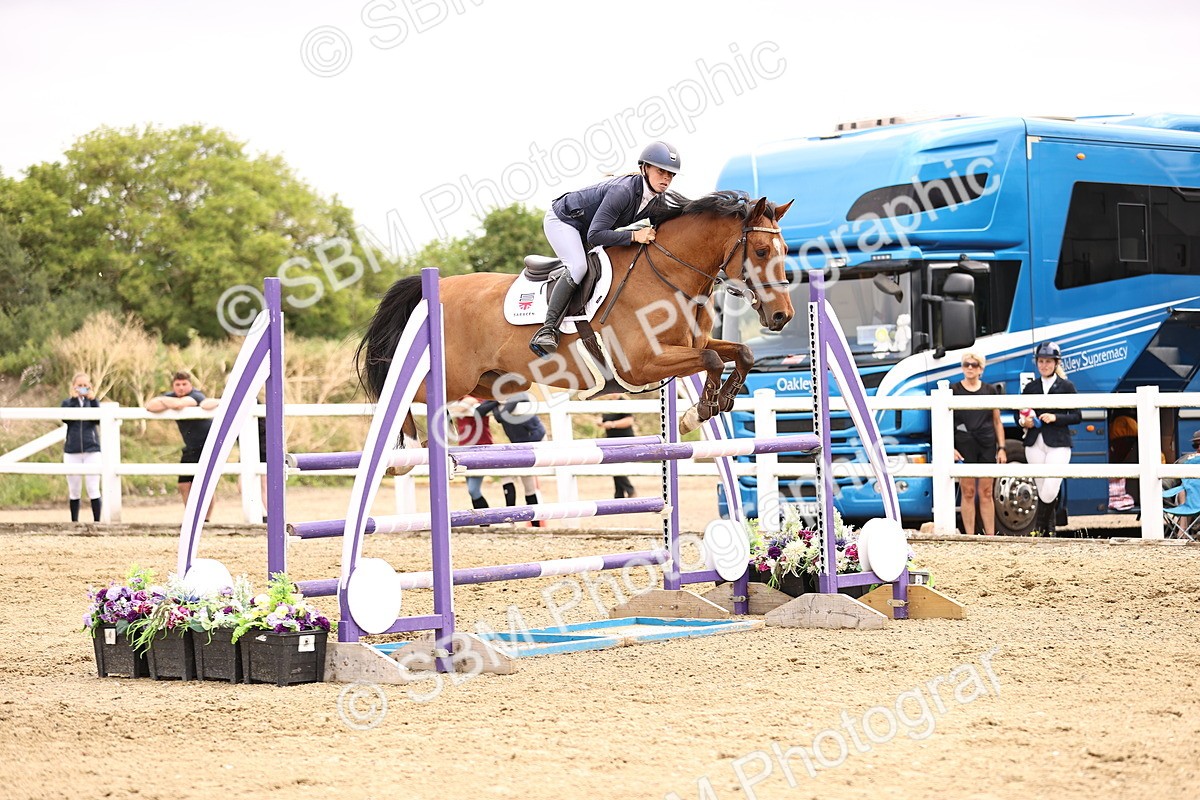 SBM_003364 - Class 21 - Senior Newcomers - 1.10m