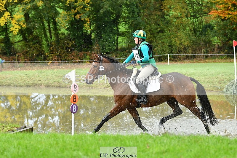 251025A-092713-15360 - D-312-Laura.Sharpe