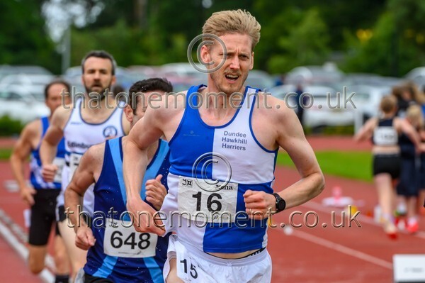 ComMast25-921219 - Track Male Set Two