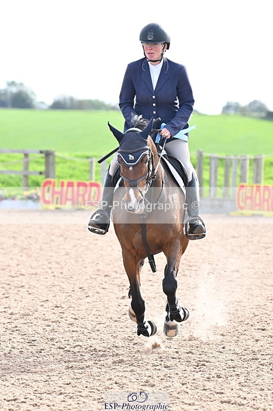 231015A-150550-08641 - Cls 31 Blue Chip B&C Jump Off and Presentations