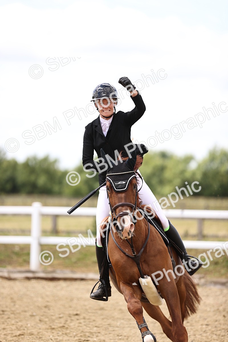 SBM_003717 - Class 22 - Senior Foxhunter 1.20m