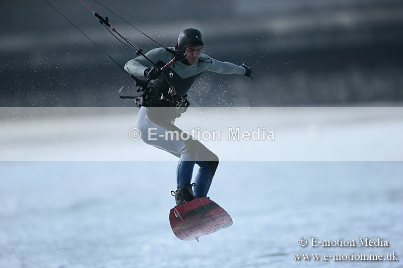 KS 020413-131 - Kite Surfing