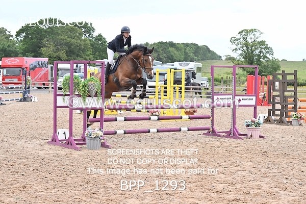 BPP_1293 - CLASS 10 SAT Senior BritiNovice/ 90cm Open
