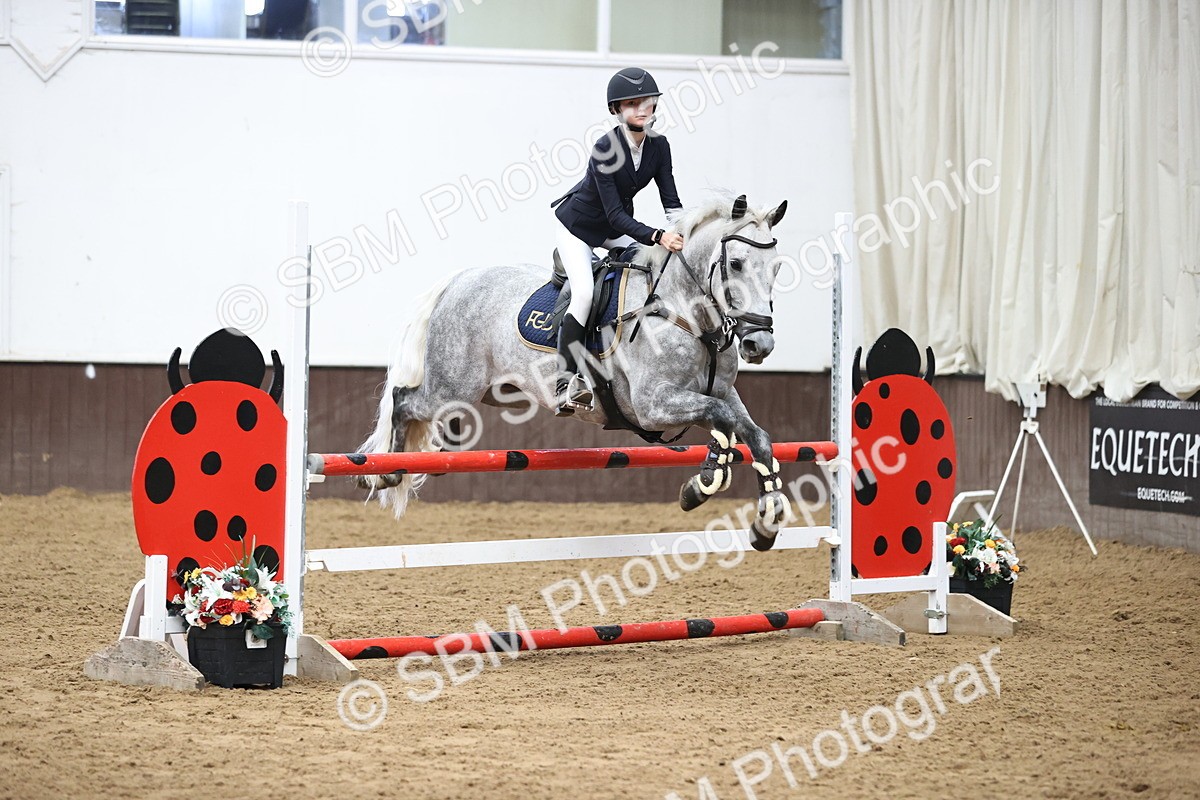 SBM_003062 - Class 13 - Blue Chip Pony Newcomers 1.00m Open