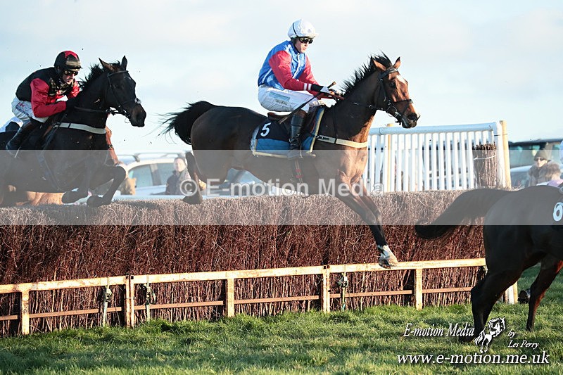 PtP 301125  0955 - Hursley Hambledon Point-to-Point Larkhill Racecourse 30/12/2025