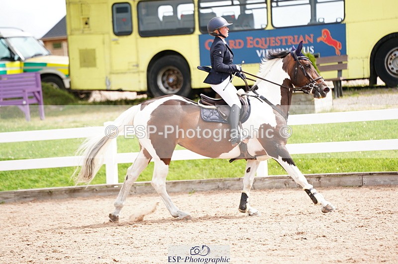 240804A-123238-10853 - Cls 51 1.05m Amateur Qualifier