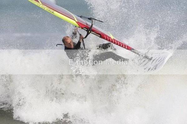 WS 190808-23 - Windsurfing