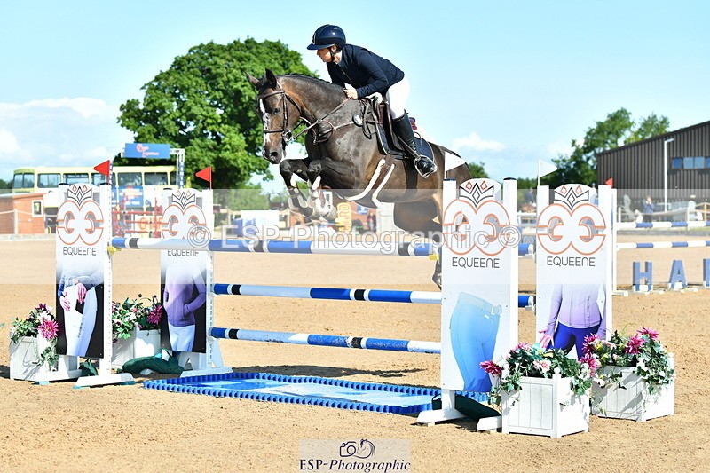 230720A-093824-01769 - Cls 1, 2 Star Small 1.30m