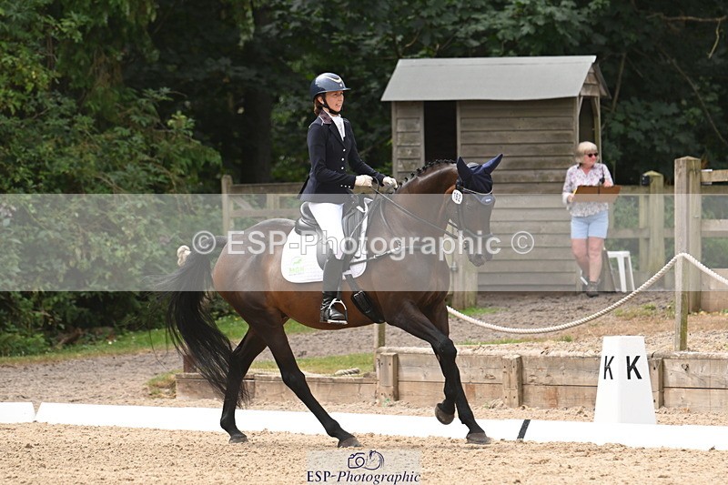 250719A-121629-04713 - 162-Sarah.Warman-In.the.Spotlight