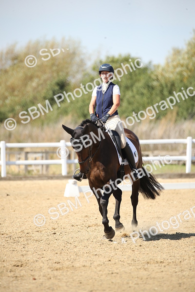 SBM_005726 - Class 11 - Novice 5 - 13.19-14.22