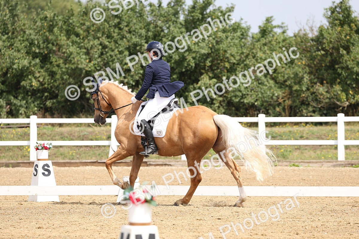 SBM_006135 - Class 6 - novice 6 - 11.50-12.46