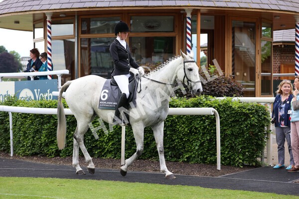 yr22052022r8e-111 - ROR - Parade Ring York