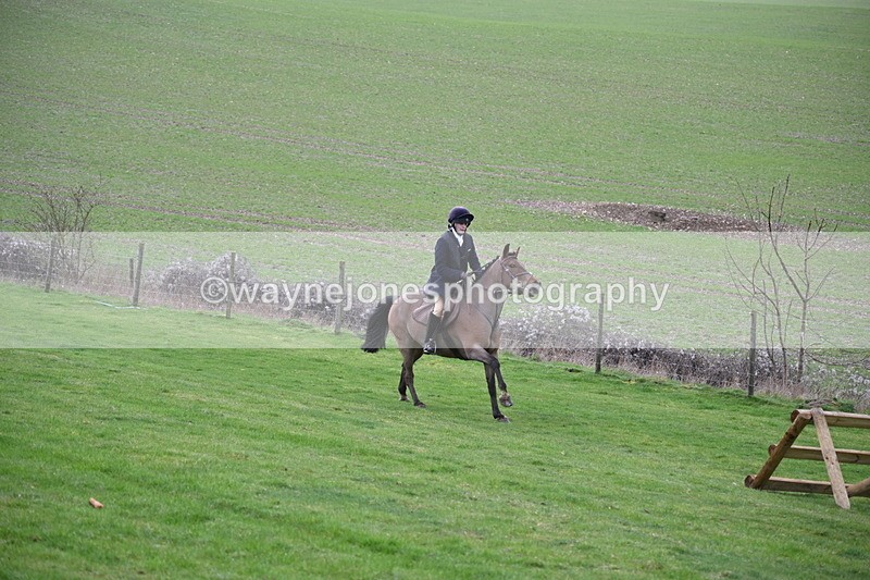 WJ6_9008 - Line Three