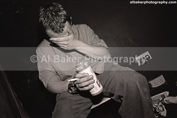 047 darren-laws - Friends & Family @ the-roadhouse 08.09.01