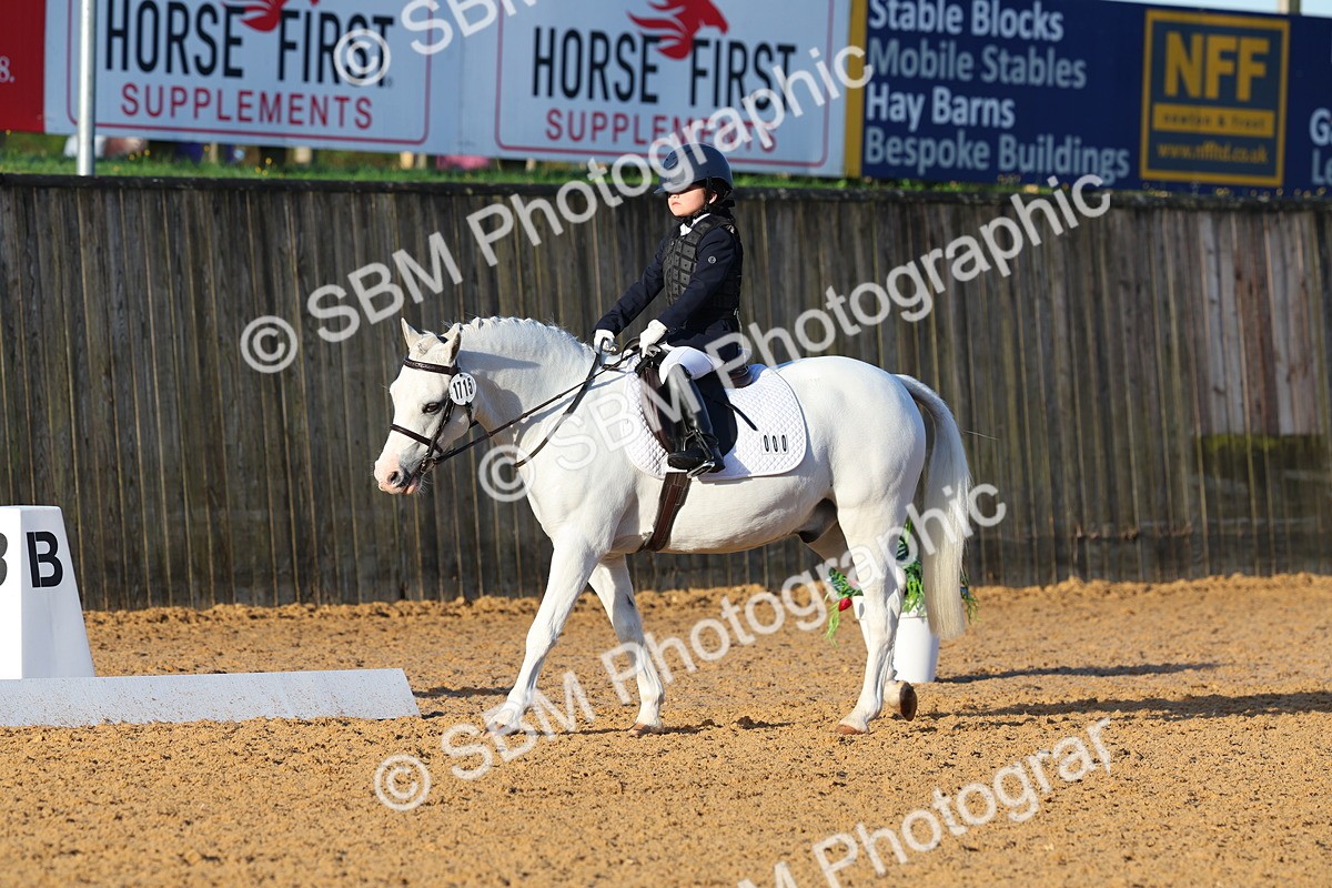 SBM_33720 - D27 - Have a Go