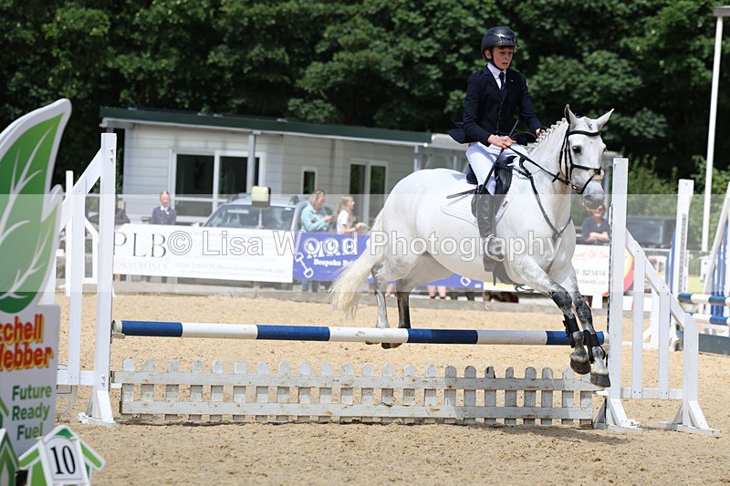 3E7A2696 - Class 4: 70 -75cm Part B