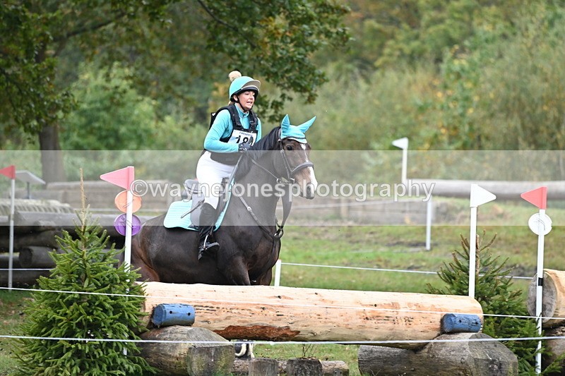 WJ6_2990 - 80cm Cam 1 Pairs Time 12:19 to 12:49