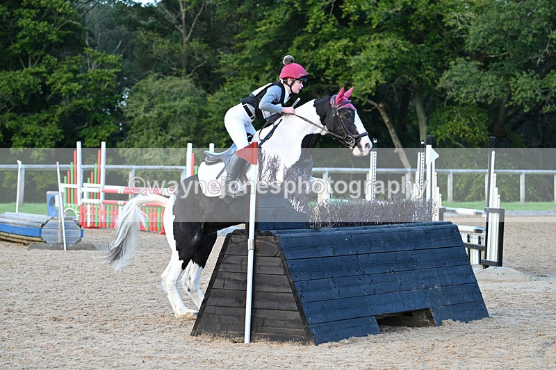 WJ7_7085 - Time 17:12 to 17:30