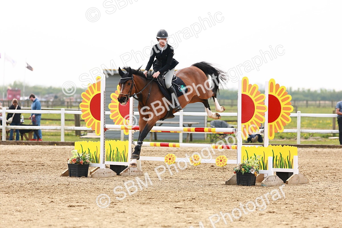  - Class 18 - Senior Newcomers - 1.10m