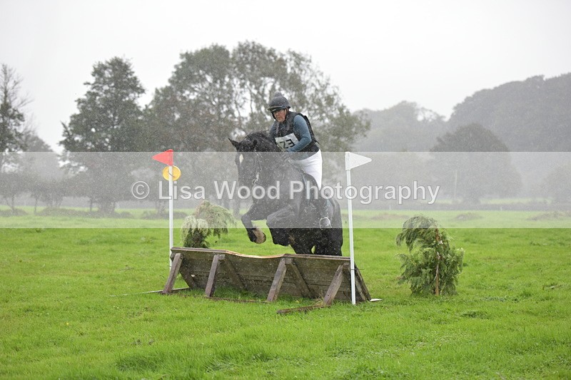 RAY_9271 - Class 1: 65cm: Ski Jump