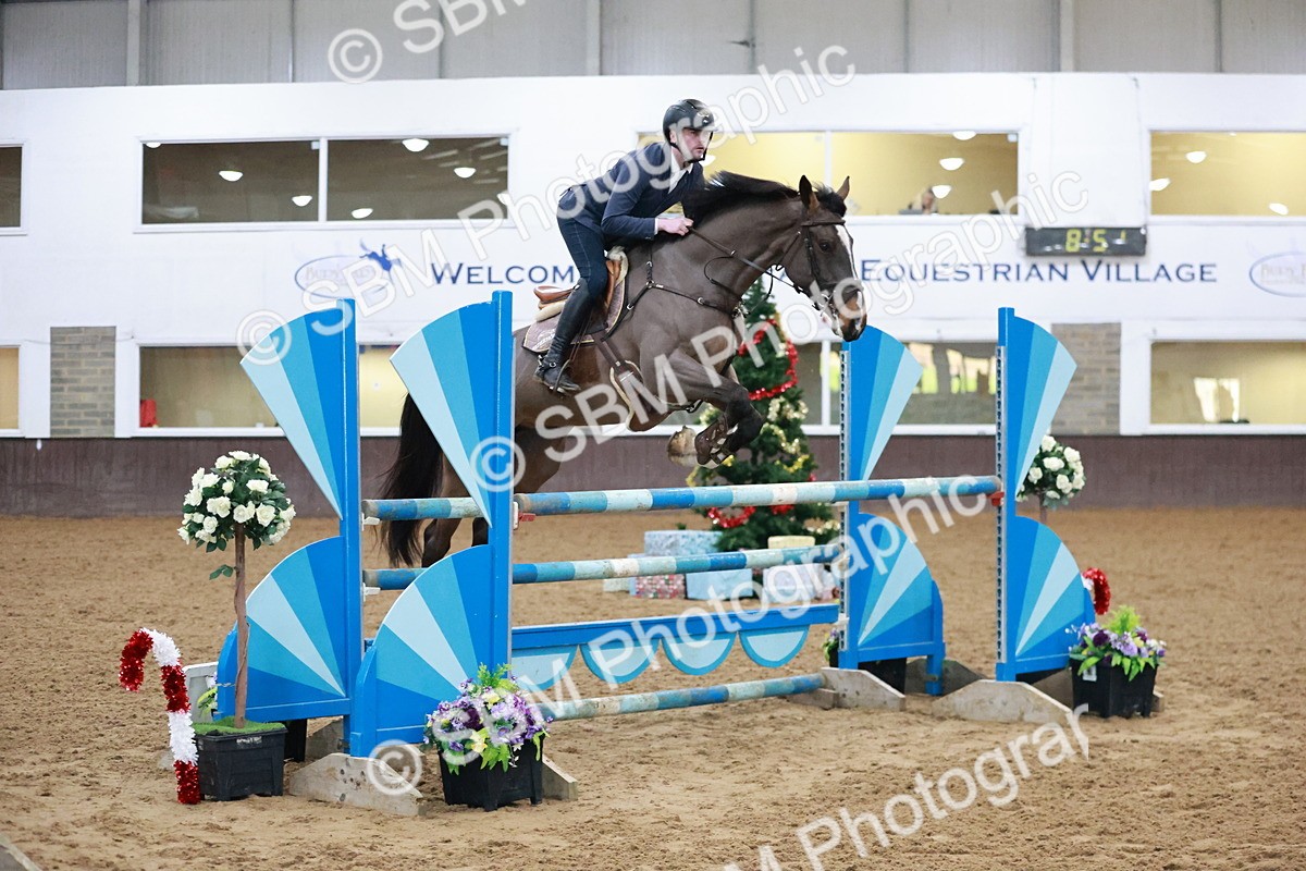 SBM_001244 - Class 5 - Senior Foxhunter 1.20m