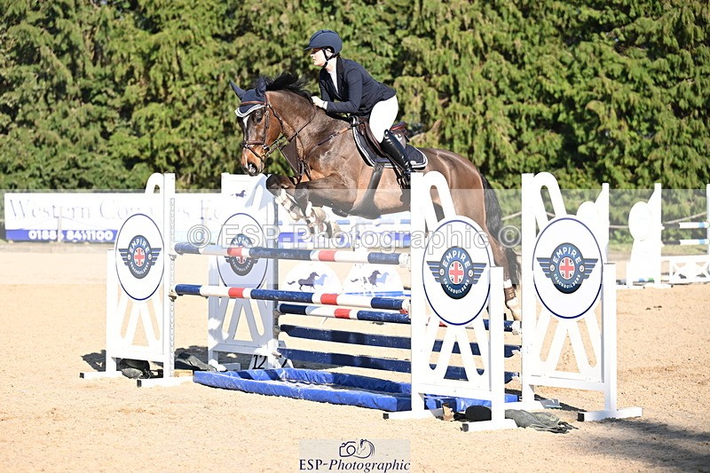 260321A-152350-01110 - 6 Foxhunter 1m 20 Open