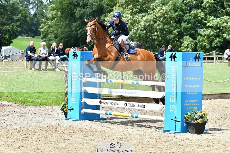 230715-134224-33412 - Cls 90 Newcomers & 1.10m Open Amateur Final