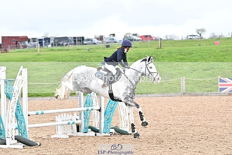 250414-105331-00288 - 80cm Round 1