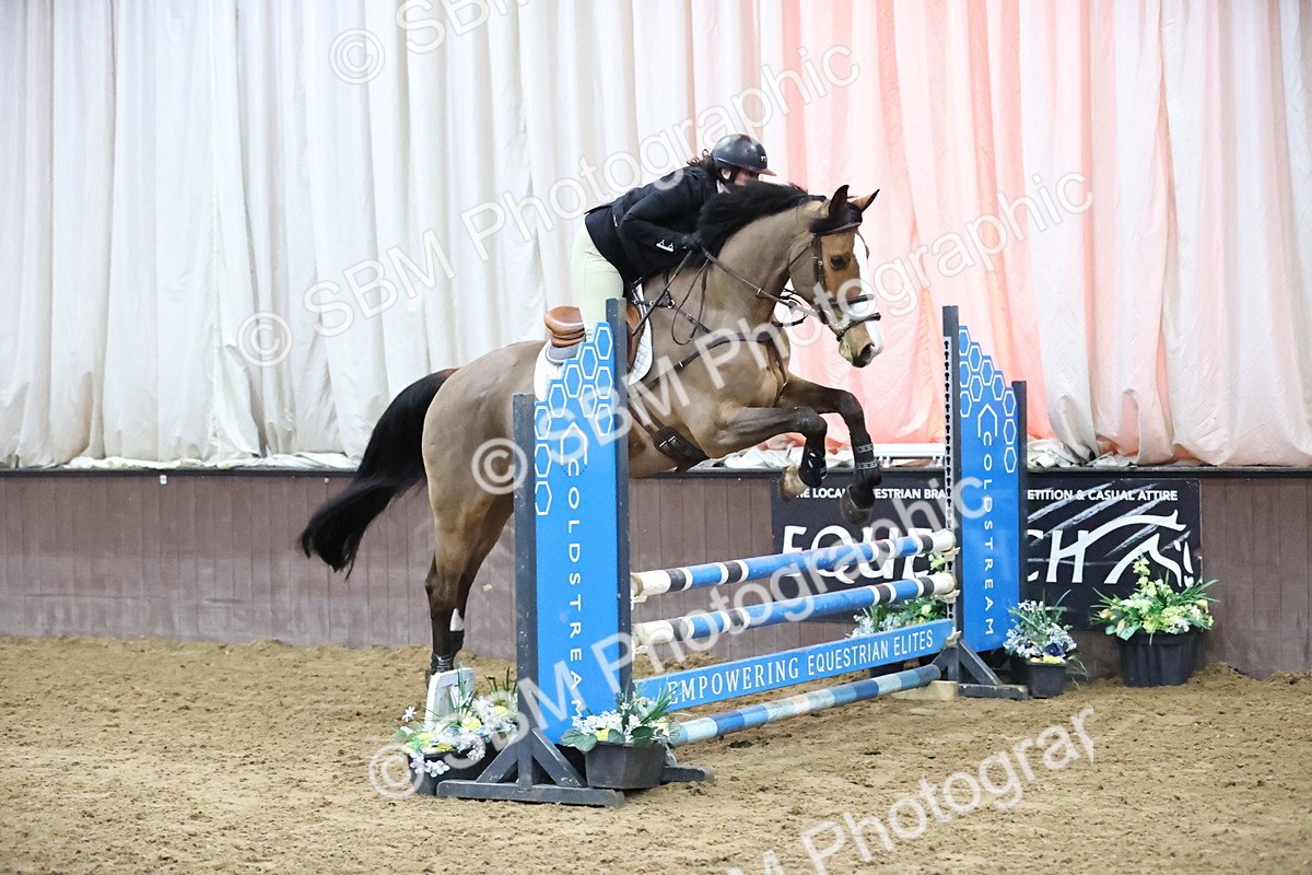 SBM_002100 - Class 8 - Senior British Novice - 90cm