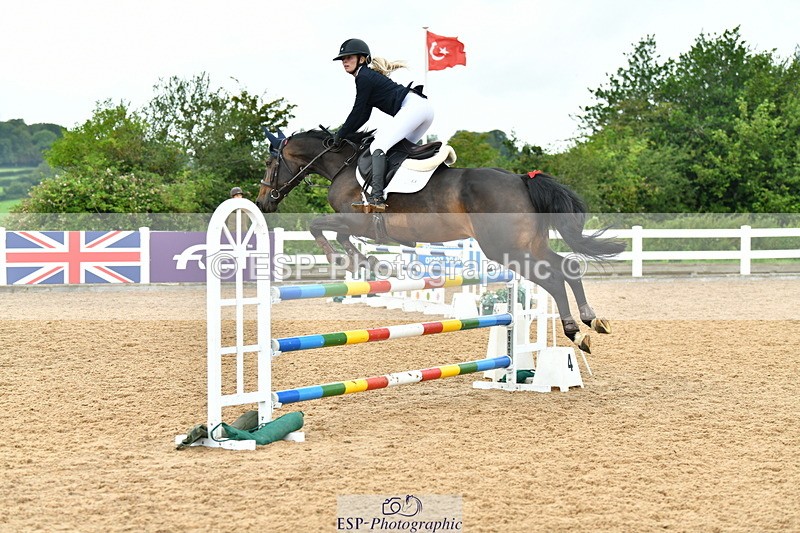 230730A-143300-10356 - Cls 35 1.05m Amateur Quali