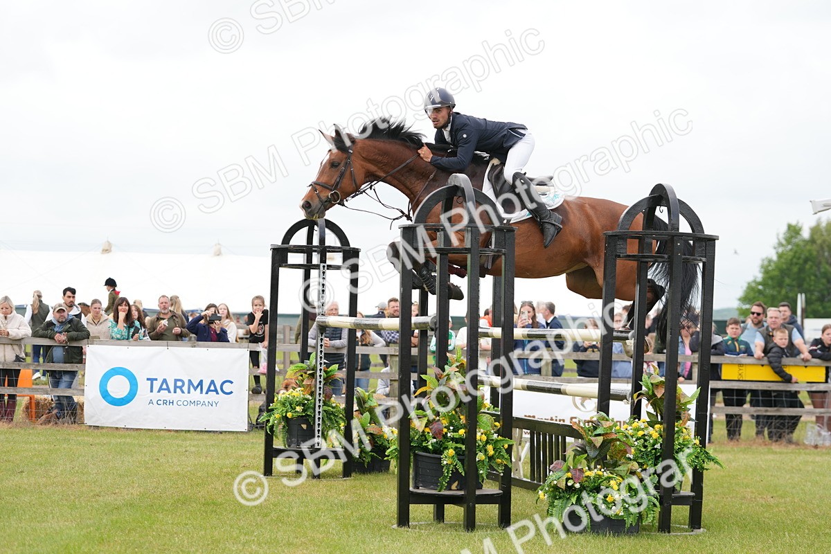 SBM_06595 - Class 202 - National 1.40m Open