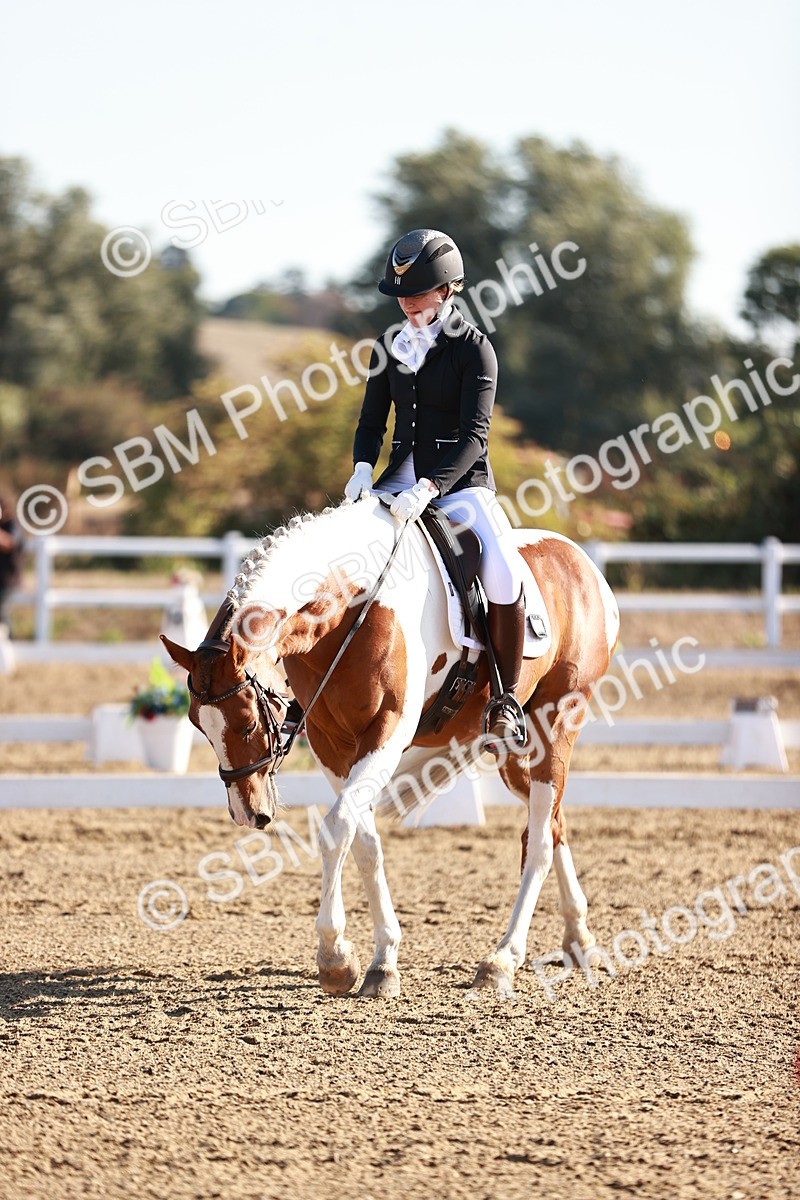 SBM_004216 - Class 12 - Novice 5 - 9.07-10.10