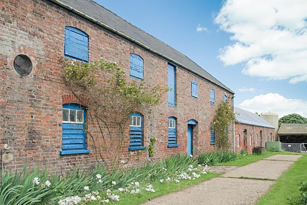 25 - Oxcombe Pottery Shoot