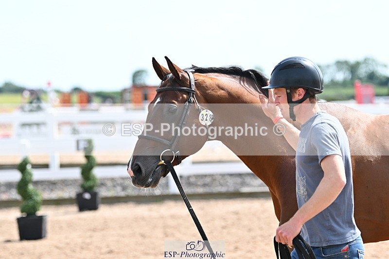 240717A-153030-02856 - Trot Up 3pm to 4pm