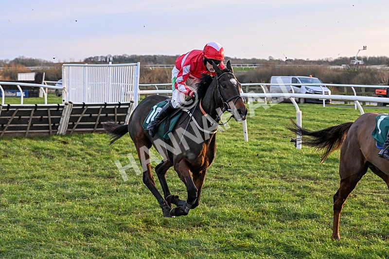 010126-Race 5-East Eagle-2533 - Race 5