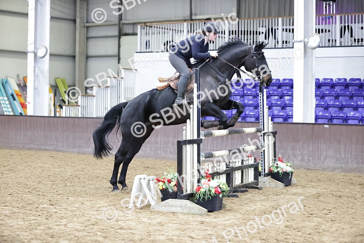 SBM_001331 - Class 4 - Senior Newcomers/ 1.10m Open