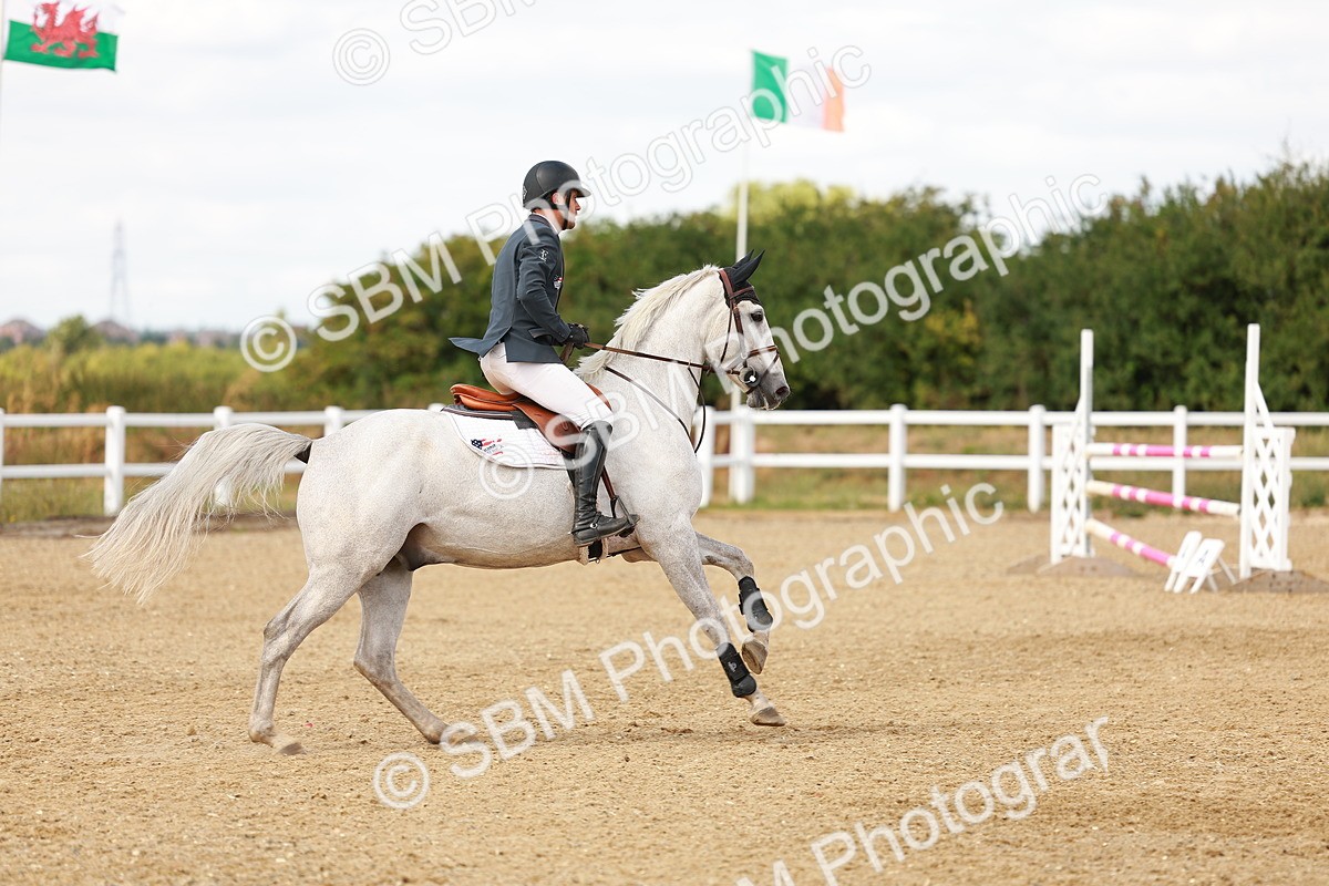 SBM_007260 - Class 4 - Senior British Newcomers - 1.10m